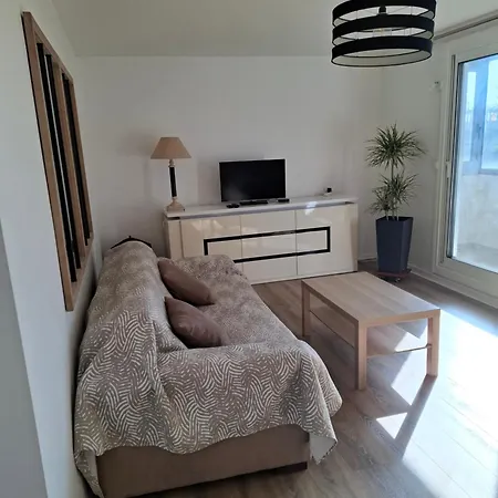 Residenc Apartment